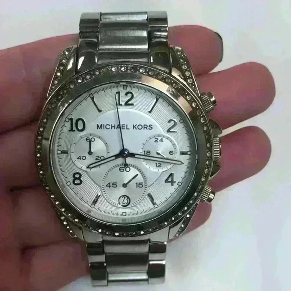 Michael Kors Silver Watch with Pave Diamond Face - Picture 1 of 7